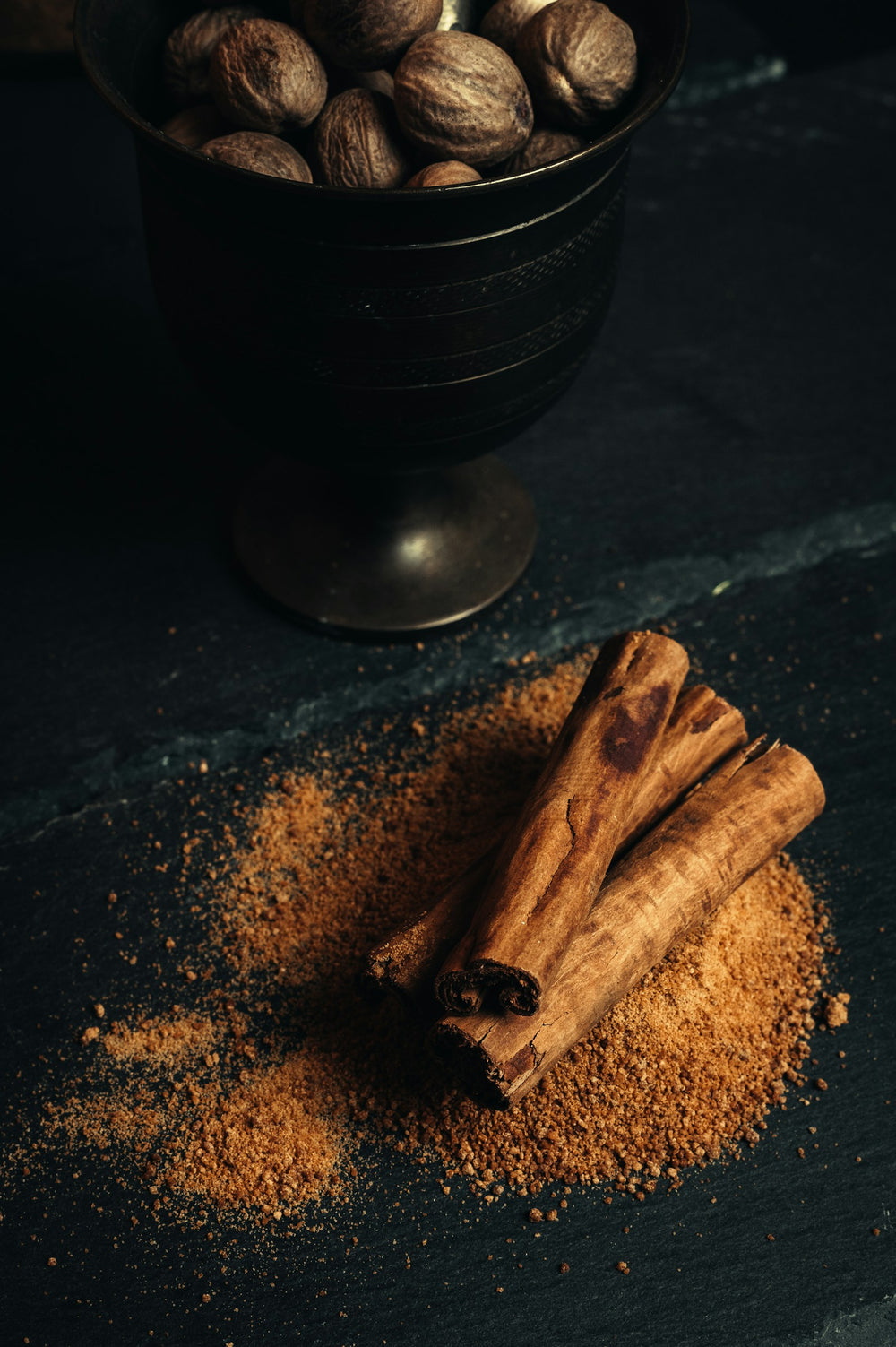 Cinnamon, a note in Incienso de Champa by Piedalu Objects of Scent